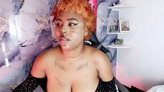 Snapshot of AngelThroatt chatting on October 31, 2025, 7:10 pm AngelThroatt online show from October 31, 2025, 7:10 pm