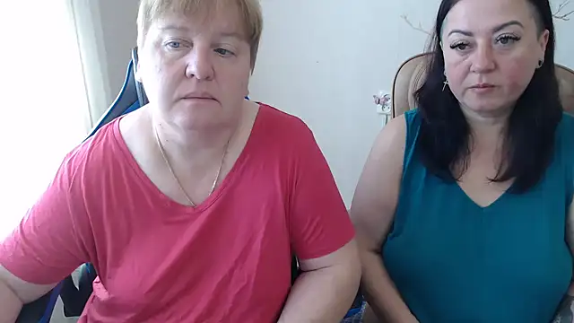 Snapshot of Bertie_Adeline chatting on September 25, 2025, 6:41 am Bertie Adeline online show from September 25, 2025, 6:41 am