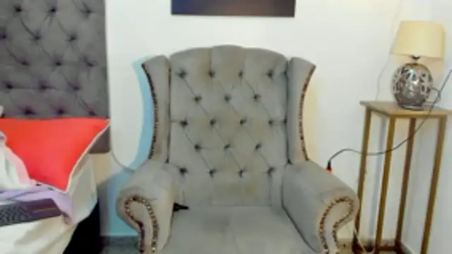 Snapshot of nahiroby_ebony chatting on October 10, 2025, 7:04 pm nahiroby ebony online show from October 10, 2025, 7:04 pm