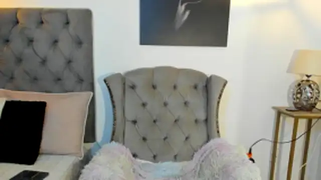 Snapshot of nahiroby_ebony chatting on October 27, 2025, 7:48 pm nahiroby ebony online show from October 27, 2025, 7:48 pm