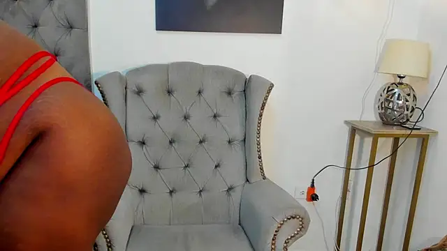 Snapshot of nahiroby_ebony chatting on October 7, 2025, 7:15 pm nahiroby ebony online show from October 7, 2025, 7:15 pm