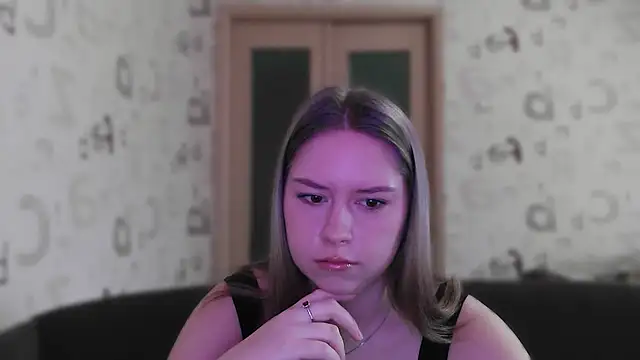 izabella g online show from January 11, 2026, 12:01 pm