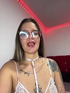 Snapshot of Allison_Bailey chatting on October 13, 2025, 6:42 pm Allison Bailey online show from October 13, 2025, 6:42 pm