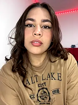 Snapshot of Allison_Bailey chatting on October 18, 2025, 8:44 pm Allison Bailey online show from October 18, 2025, 8:44 pm