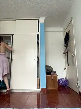 Snapshot of Red_kytty6 chatting on September 18, 2025, 5:49 pm Red kytty6 online show from September 18, 2025, 5:49 pm