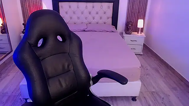 Snapshot of Red_kytty6 chatting on October 27, 2025, 7:59 pm Red kytty6 online show from October 27, 2025, 7:59 pm