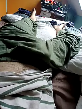 Snapshot of Aymeric35000 chatting on October 26, 2025, 9:20 am Aymeric35000 online show from October 26, 2025, 9:20 am