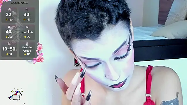 AnnyKitty  online show from October 20, 2025, 4:25 am