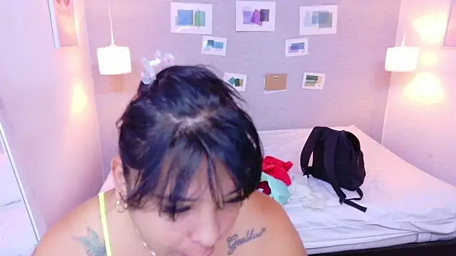 fat naughtyass online show from June 25, 2026, 1:27 pm