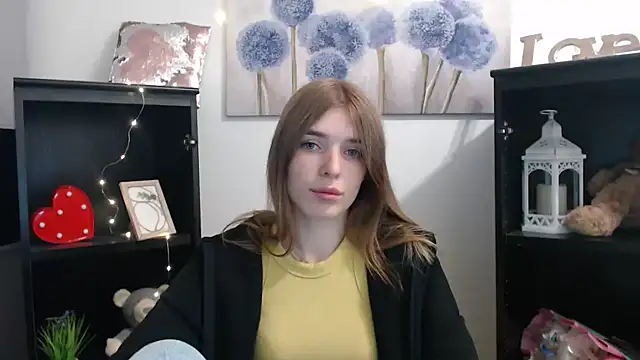 Snapshot of JuiceLips__ chatting on October 8, 2025, 1:12 pm JuiceLips online show from October 8, 2025, 1:12 pm