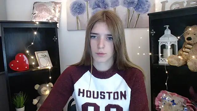 Snapshot of JuiceLips__ chatting on September 25, 2025, 8:42 am JuiceLips online show from September 25, 2025, 8:42 am