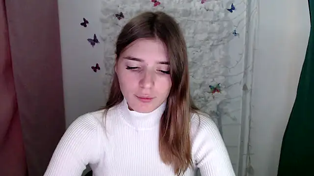 Snapshot of JuiceLips__ chatting on September 17, 2025, 12:40 pm JuiceLips online show from September 17, 2025, 12:40 pm