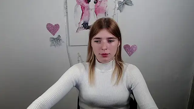 JuiceLips   online show from December 14, 2025, 2:33 pm