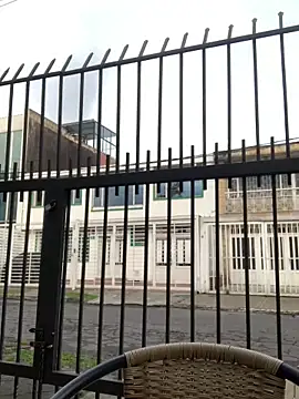 KloePink  online show from October 10, 2025, 11:00 am