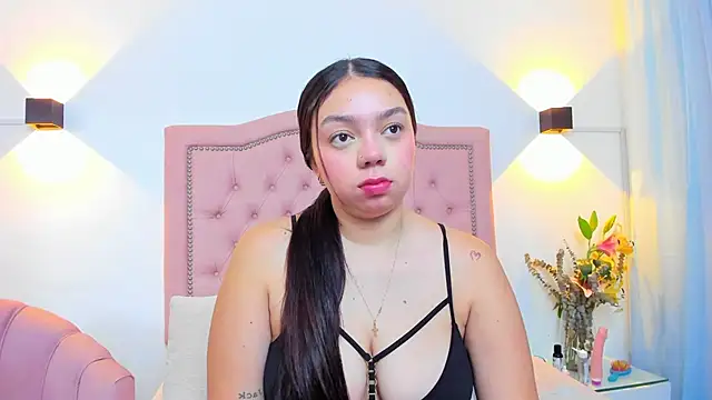 Snapshot of Ferzaya chatting on September 19, 2025, 12:31 pm Ferzaya online show from September 19, 2025, 12:31 pm