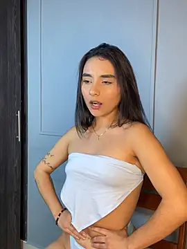 Zafira Montiel online show from February 11, 2026, 3:50 am