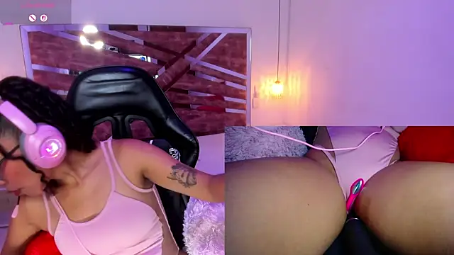 NovaLyn online show from October 8, 2025, 4:36 am