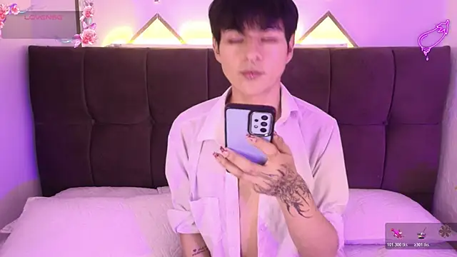 AleAurarashi online show from April 9, 2026, 4:14 am