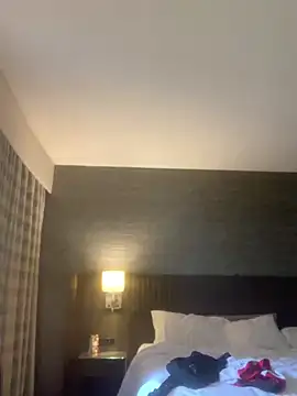 Hothotboyg online show from September 22, 2025, 6:58 pm