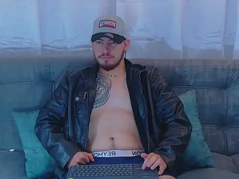 Snapshot of JaxRagnar088 chatting on October 21, 2025, 8:41 pm JaxRagnar088 online show from October 21, 2025, 8:41 pm