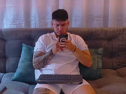 Snapshot of JaxRagnar088 chatting on October 29, 2025, 2:32 am JaxRagnar088 online show from October 29, 2025, 2:32 am