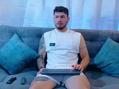 Snapshot of JaxRagnar088 chatting on October 17, 2025, 10:44 pm JaxRagnar088 online show from October 17, 2025, 10:44 pm