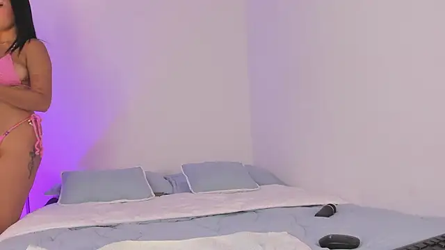 Snapshot of elzafuentes1 chatting on February 6, 2026, 8:49 pm elzafuentes1 online show from February 6, 2026, 8:49 pm