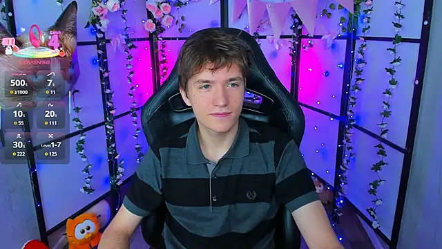 Snapshot of Ethan_Rivers chatting on September 20, 2025, 5:56 am Ethan Rivers online show from September 20, 2025, 5:56 am