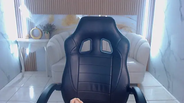 kim lush s online show from February 28, 2026, 8:19 pm