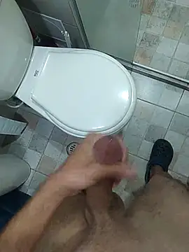 Dani3l17  online show from September 9, 2025, 6:17 pm