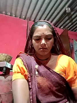 Snapshot of Billo_rany chatting on October 15, 2025, 8:39 pm Billo rany online show from October 15, 2025, 8:39 pm