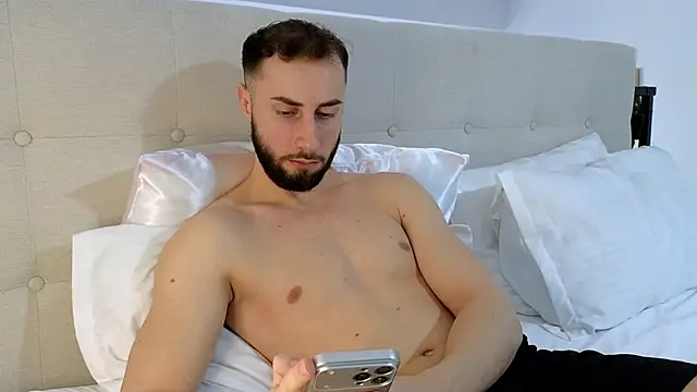 Snapshot of RyanStorm_ chatting on February 6, 2026, 1:07 pm RyanStorm online show from February 6, 2026, 1:07 pm