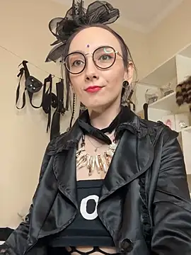 Jinhee Tiny online show from October 29, 2025, 2:38 pm