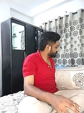 Snapshot of avi007p chatting on July 23, 2026, 5:42 pm avi007p online show from July 23, 2026, 5:42 pm