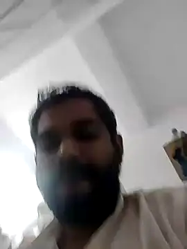 Snapshot of avi007p chatting on October 5, 2025, 6:20 pm avi007p online show from October 5, 2025, 6:20 pm