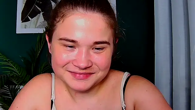 IsabellCharm online show from October 12, 2025, 3:02 pm