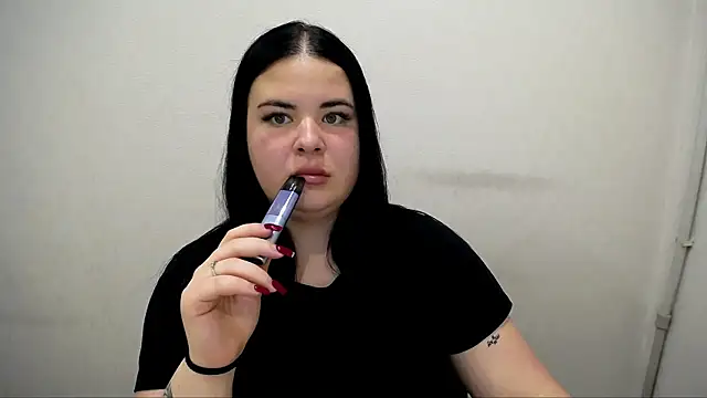  Trisha li online show from October 27, 2025, 2:40 pm