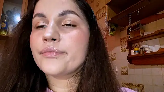 Snapshot of DierdreCousineau chatting on October 16, 2025, 8:22 am DierdreCousineau online show from October 16, 2025, 8:22 am