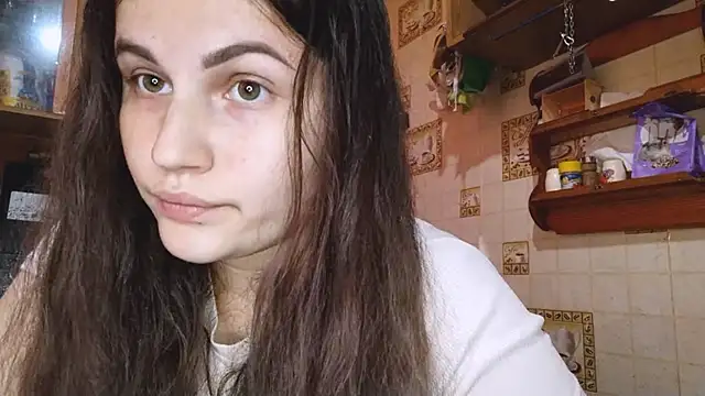 Snapshot of DierdreCousineau chatting on October 1, 2025, 7:13 am DierdreCousineau online show from October 1, 2025, 7:13 am