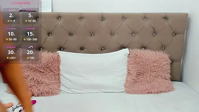 Snapshot of Isbettyche chatting on September 26, 2025, 10:27 pm Isbettyche online show from September 26, 2025, 10:27 pm