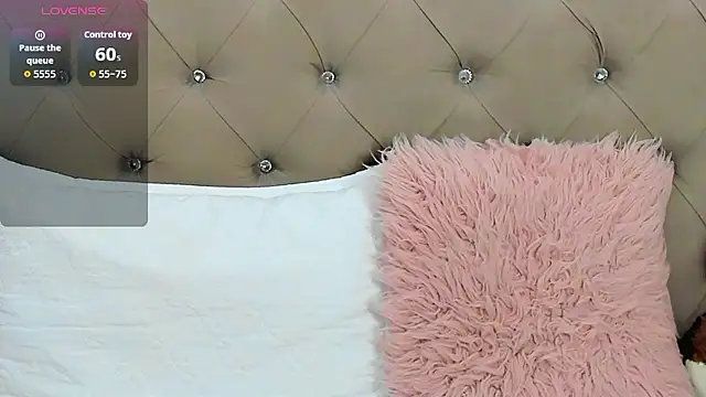 Isbettyche online show from January 18, 2026, 3:21 am