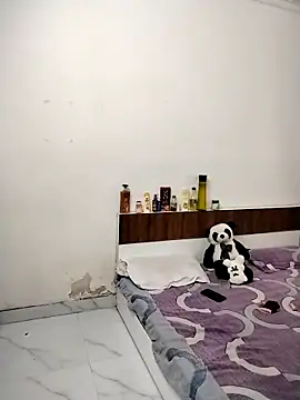 Sexy vernilla online show from April 1, 2026, 11:33 am