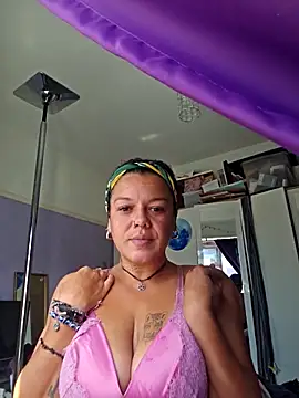 Snapshot of GoddessChantelle chatting on September 22, 2025, 9:48 am GoddessChantelle online show from September 22, 2025, 9:48 am