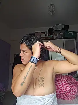 Snapshot of GoddessChantelle chatting on October 27, 2025, 11:55 am GoddessChantelle online show from October 27, 2025, 11:55 am