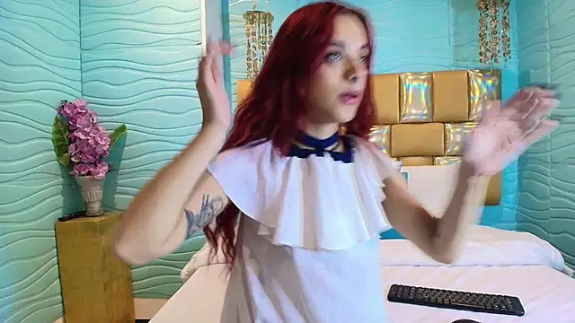 Scarlet Monroee online show from September 30, 2025, 10:38 pm