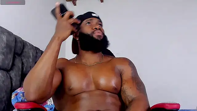 james musclebbc online show from September 11, 2025, 7:03 pm