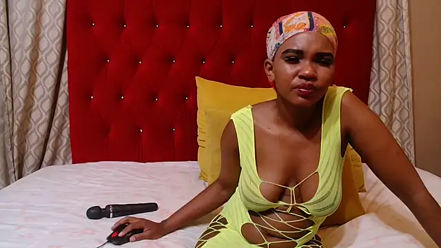 Snapshot of Hotsexyberry21 chatting on September 18, 2025, 8:23 pm Hotsexyberry21 online show from September 18, 2025, 8:23 pm