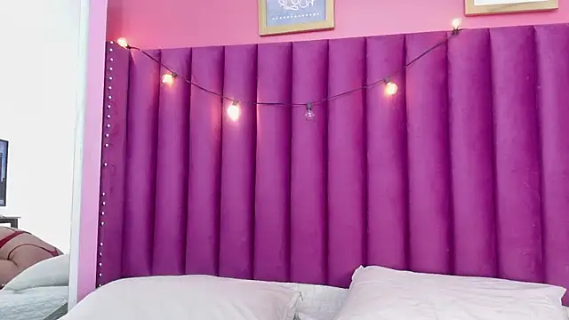 Snapshot of cosplaydate chatting on October 16, 2025, 2:31 am cosplaydate online show from October 16, 2025, 2:31 am