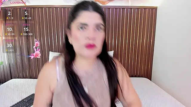 Roxie-NS online show from February 2, 2026, 12:59 pm