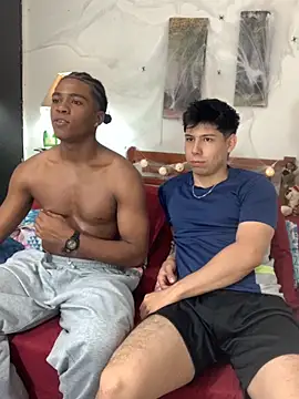 Snapshot of DEMOND_333 chatting on October 28, 2025, 2:27 pm DEMOND 333 online show from October 28, 2025, 2:27 pm